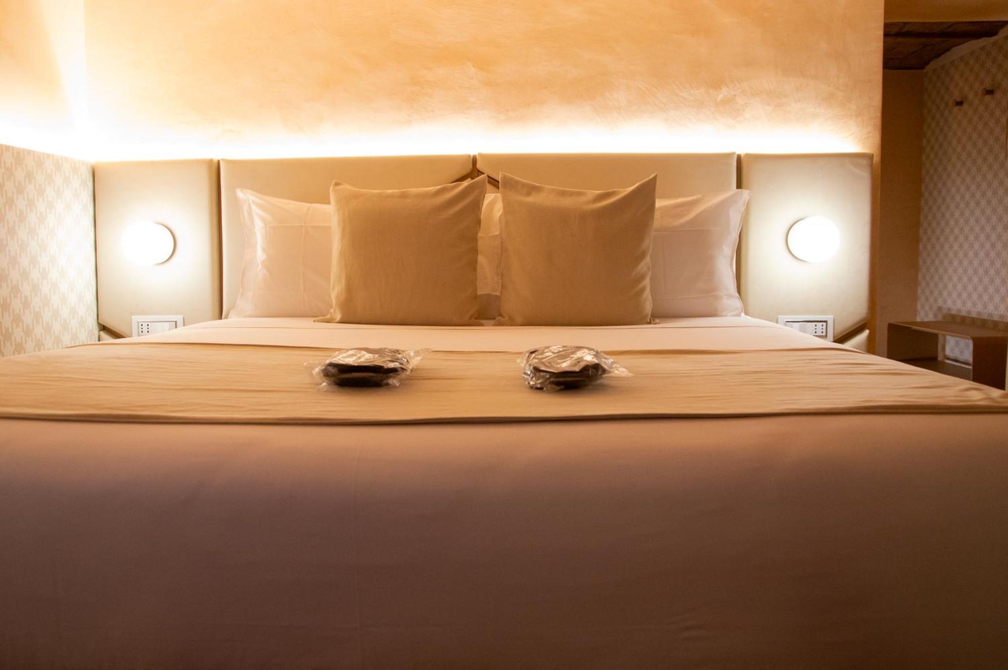 Home At Rome Luxury Navona Suites Exterior foto